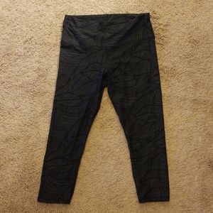 Medium Capri Workout/Yoga Pants